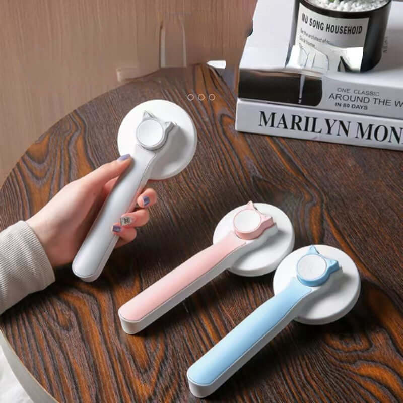 Pet Cleaning Brush - Dog and Cats